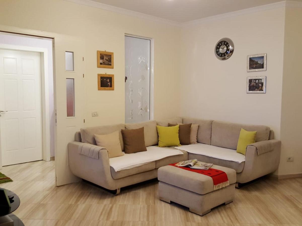 Holiday Center Apartment ชโคเดอร์ ภายนอก รูปภาพ